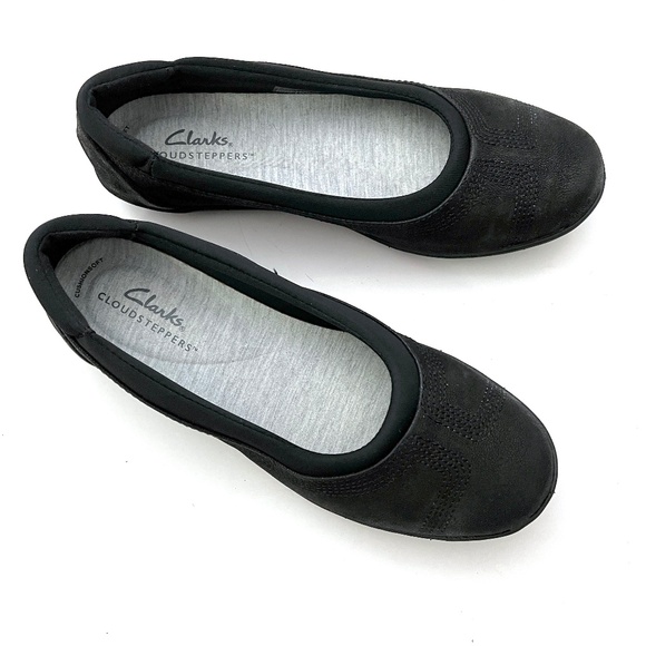 Clarks Ayla Cloud Steppers Slip On - Picture 2 of 11